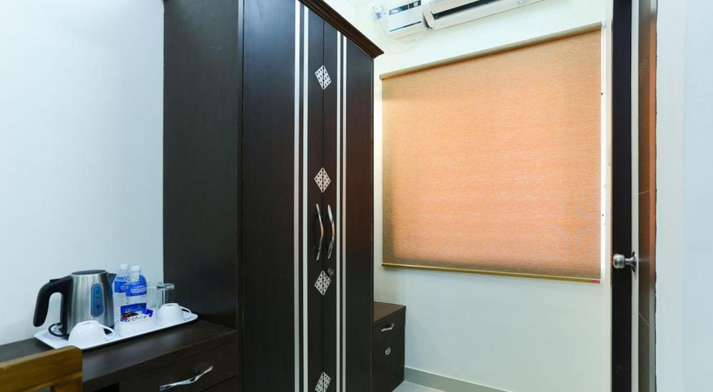 Majestic Inn Chennai Extérieur photo